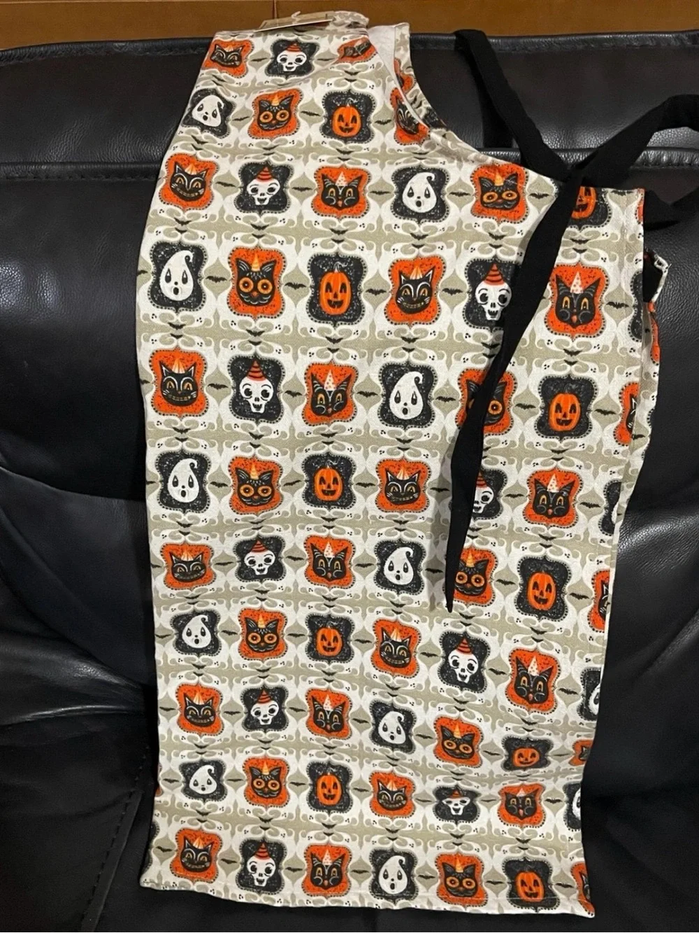Halloween Johanna Parker Apron